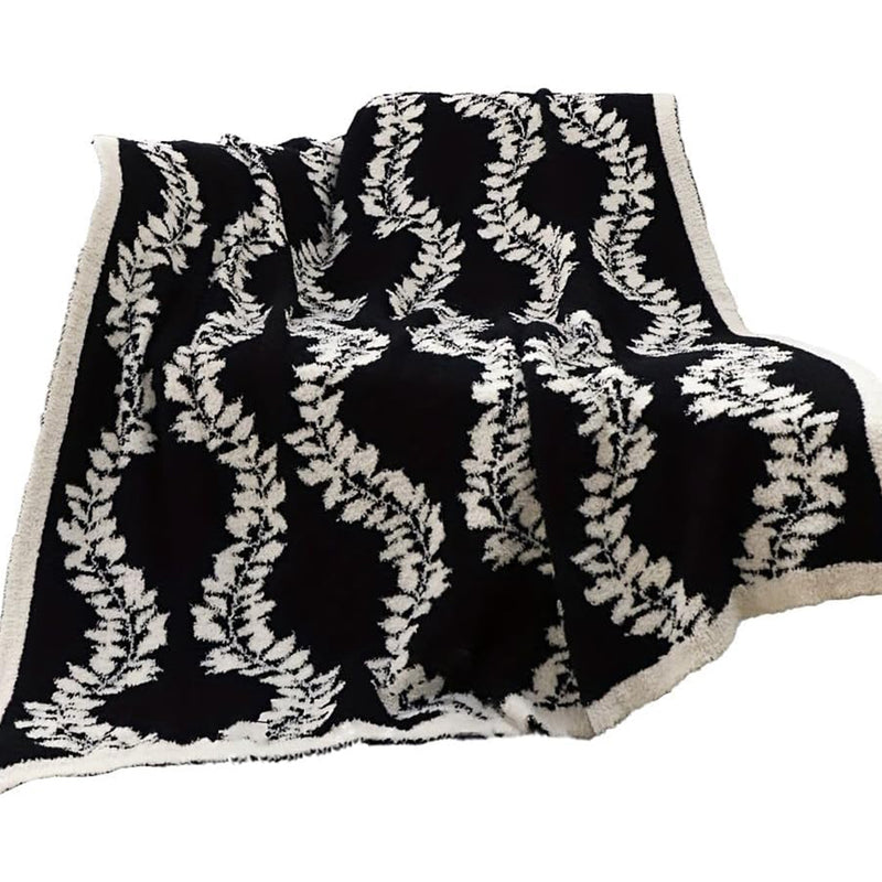 Retro Vine Pattern Throw Blanket 130x170cm Black White Soft Cozy Polyester