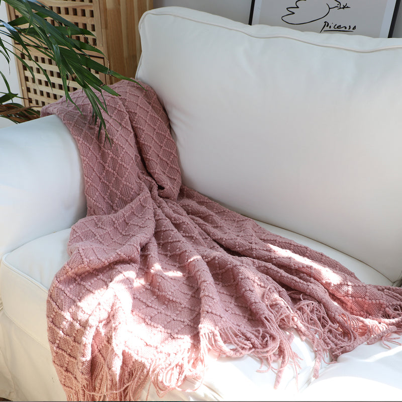 Knitted Pink Throw Blanket 100% Acrylic Decorative Tassels 130x170cm