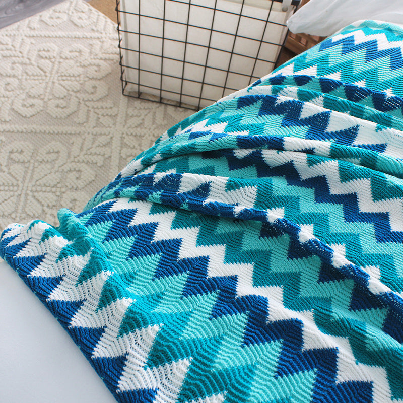 130cm x 220cm Acrylic Zigzag Wave Knitted Throw Blanket Fringed Blue