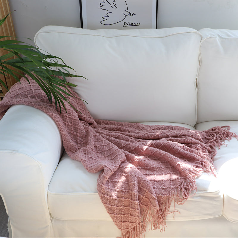 Knitted Pink Throw Blanket 100% Acrylic Decorative Tassels 130x170cm