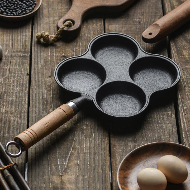 Cast Iron 4 Mold Breakfast Pan Nonstick 22cm for Omelet Pancake with Wood Handle