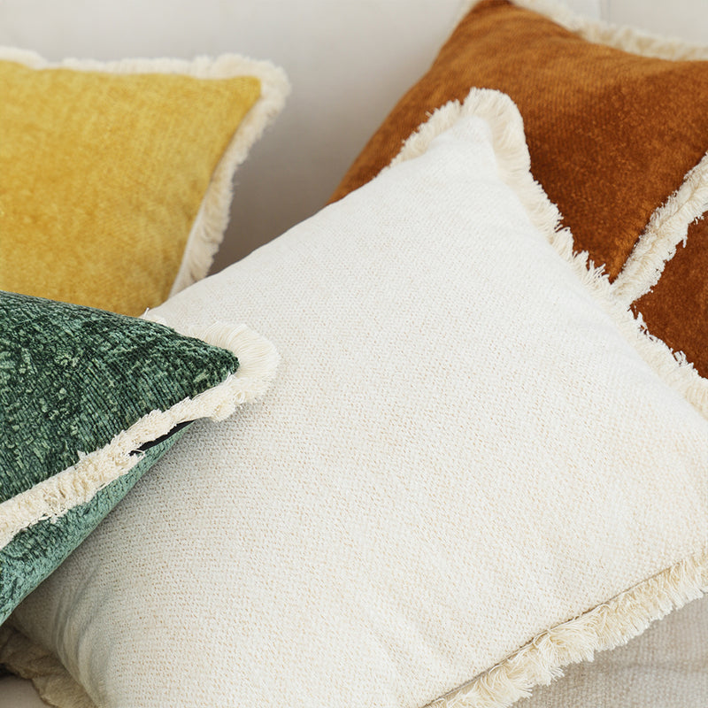 45cm Square Chenille Throw Pillow Thick Polyester Filled With Tassels White