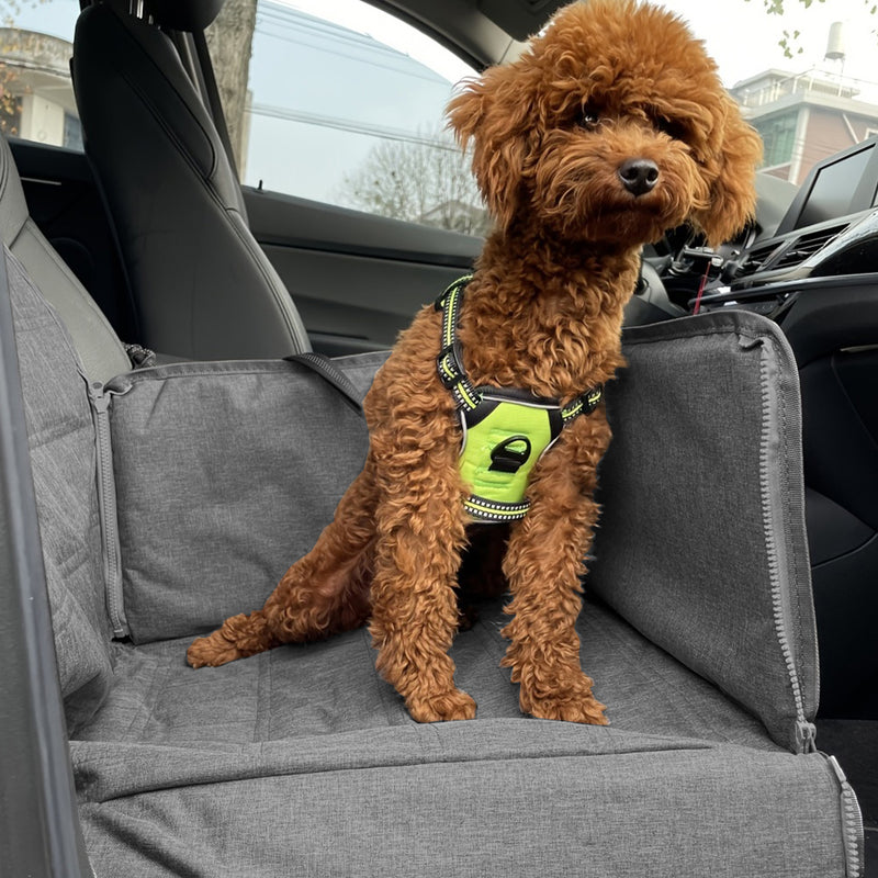 Grey Polyester Car Pet Sitting Bag Portable Breathable Safety Travel Carrier