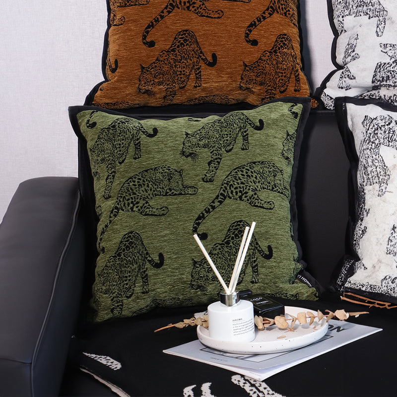 Green Leopard Throw Pillow Polyester Square 40cmx45cm Retro Accent