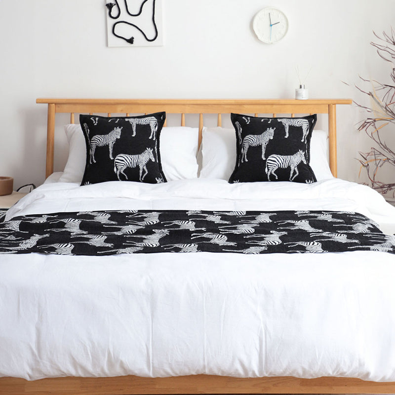 Bed Scarf Runner Polyester 70x240cm Queen 1.8m Black 2 Cushions Set of 3