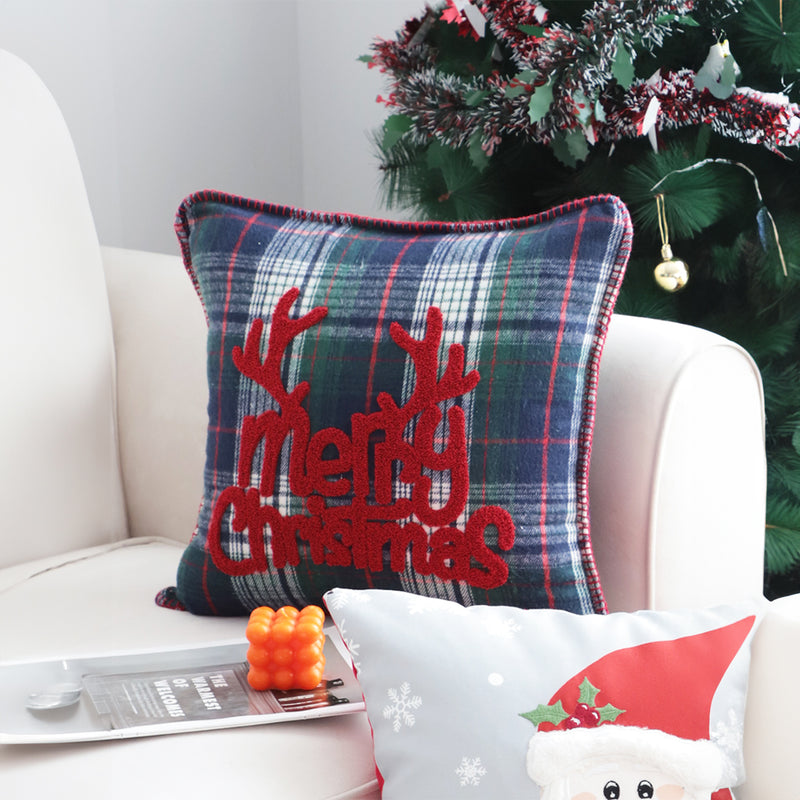 2X Plush Polyester Throw Pillow 45x45cm Christmas Plaid Antler Design Multicolor