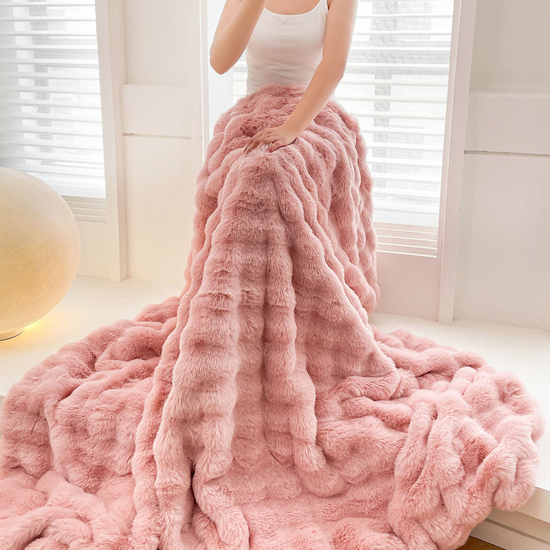 Plush Fur Polyester Throw Blanket 200x230cm Pink Machine Washable