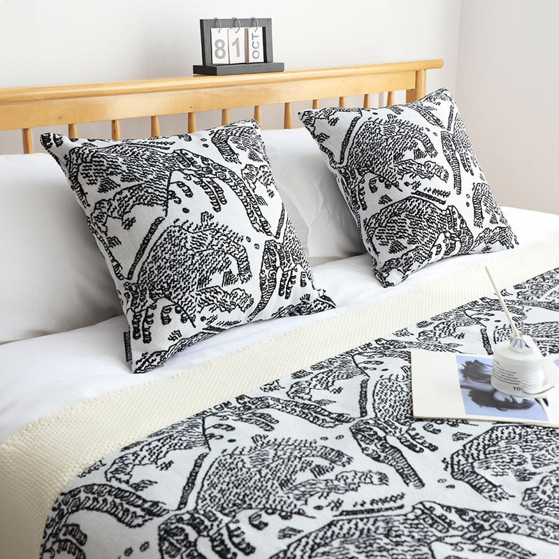 Bed Scarf Runner With 2 Cushions Polyester 70x240cm Black Set of 3 1.8m