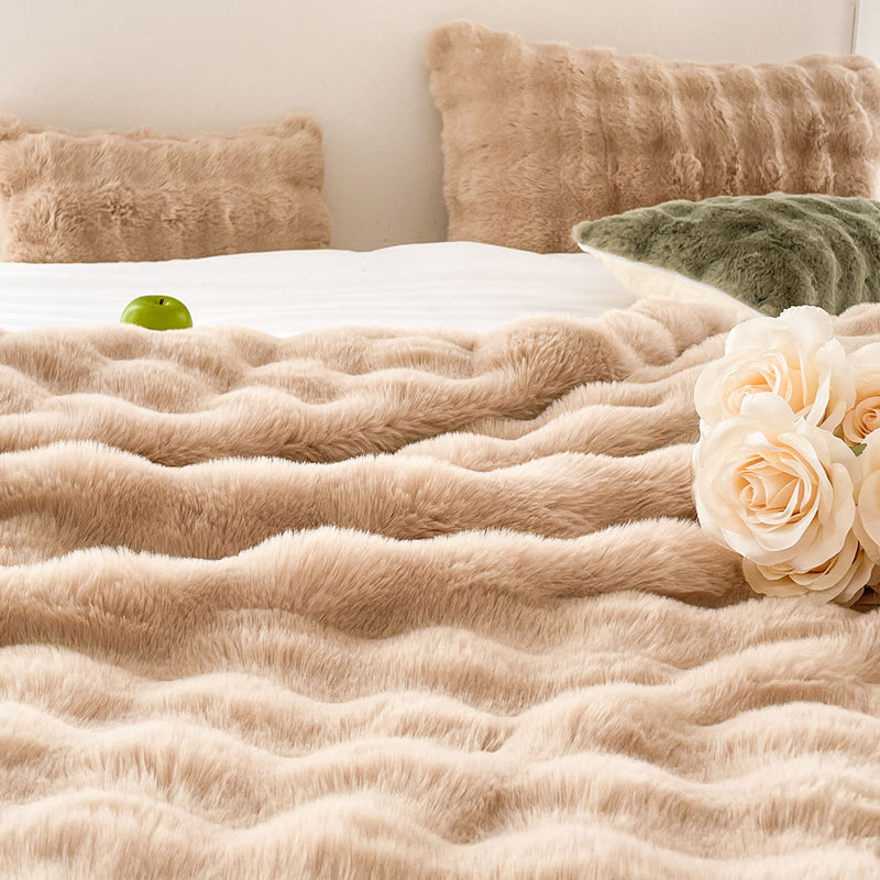 Polyester Faux Fur Throw Blanket 200x230cm Super Soft Fluffy Light Camel