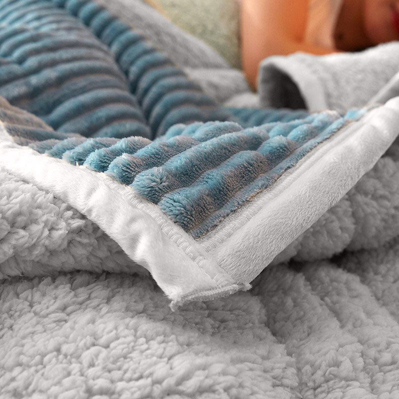 Blue Double Sided Thick Flannel Polyester Throw Blanket 200x220cm 2cm