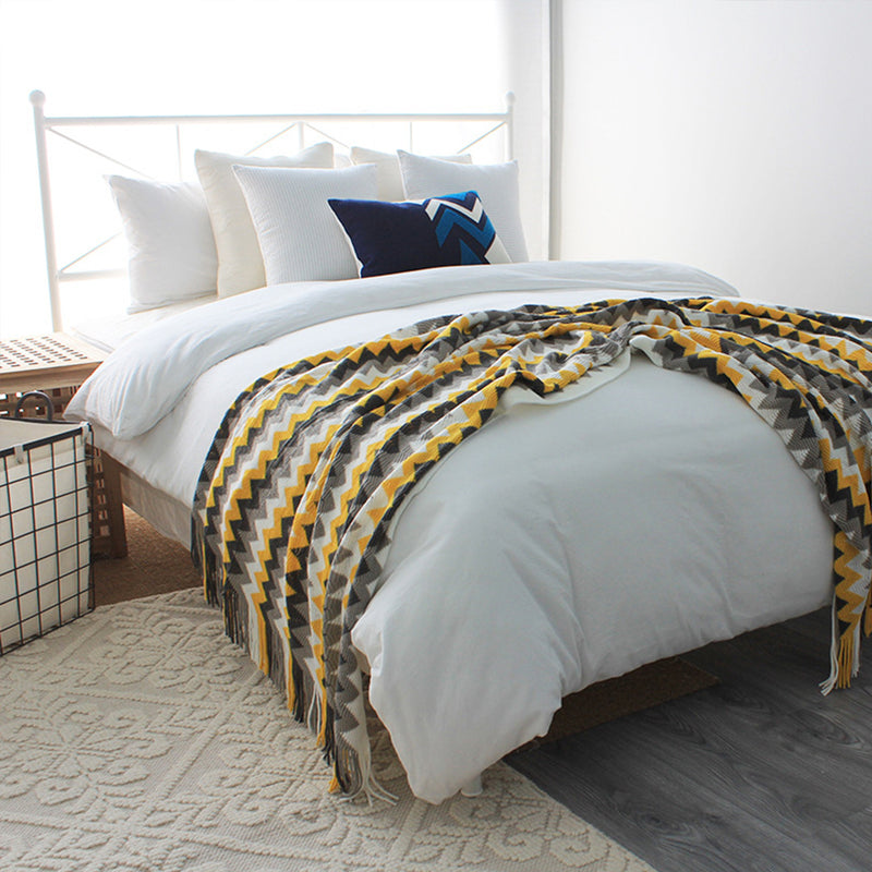 Throw Blanket Acrylic Knitted Zigzag Striped 130x170cm Fringed Yellow