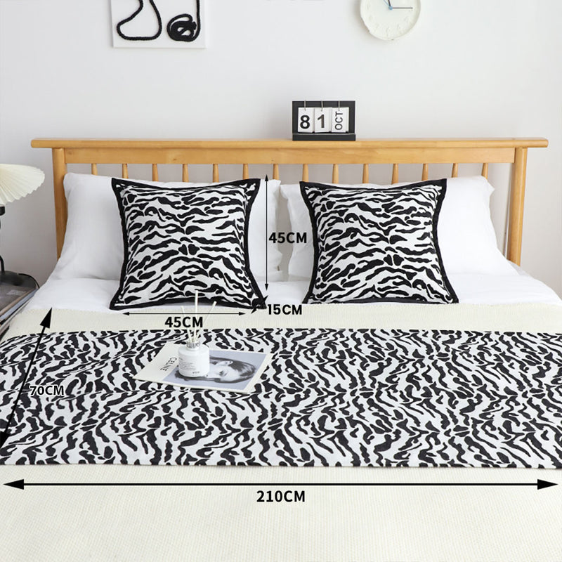 Queen Bed Scarf Runner Set of 3 Black Polyester 70x210cm With 2 Cushions