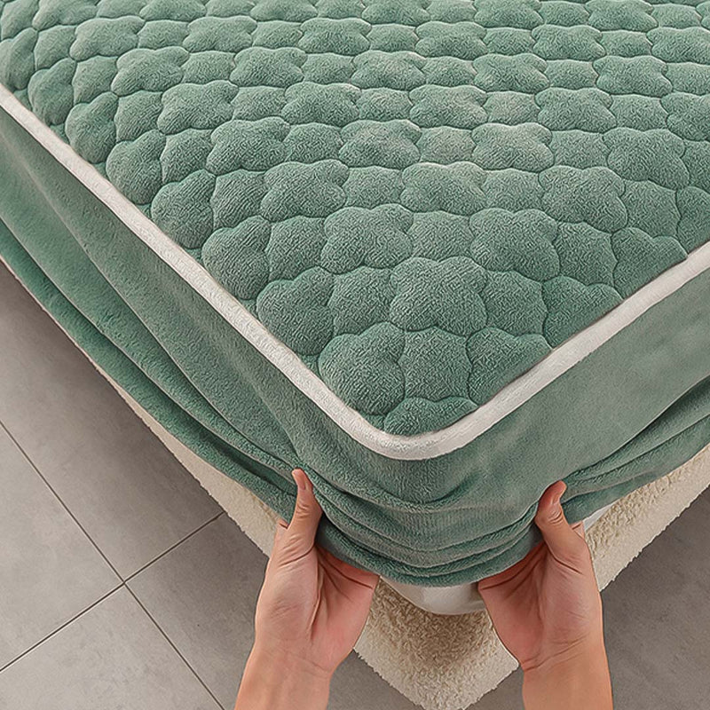 2X Green 153cm Quilted Fleece Mattress Cover Set with Pillow Covers