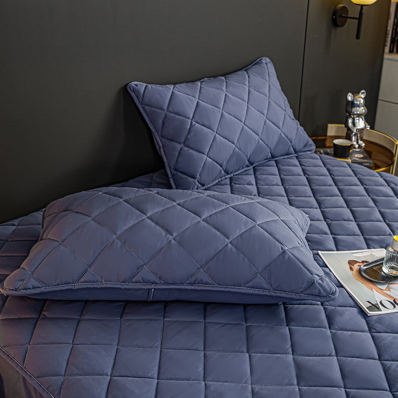 Blue Quilted Stretchable Mattress Cover with 2 Pillow Cases 203x153cm Polyester