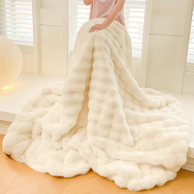 Faux Fur Throw Blanket 200x230cm Creamy White Polyester Super Soft Washable