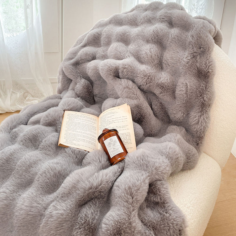 Plush Faux Fur Polyester Throw Blanket 200x230cm Grey Super Soft