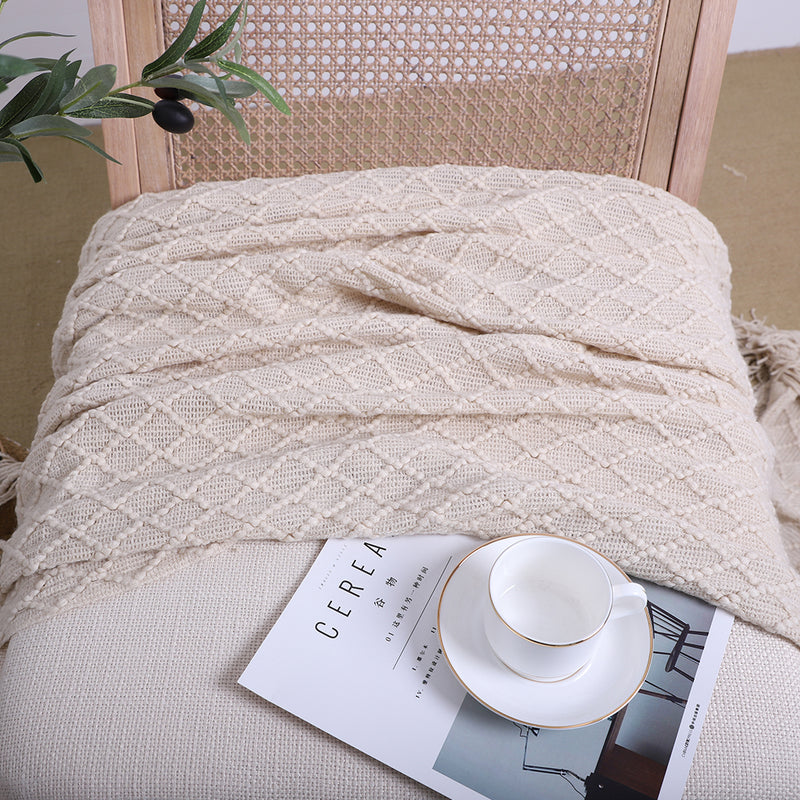 Knitted Throw Blanket 100% Acrylic 130cmx170cm Beige Diamond Pattern Tassels