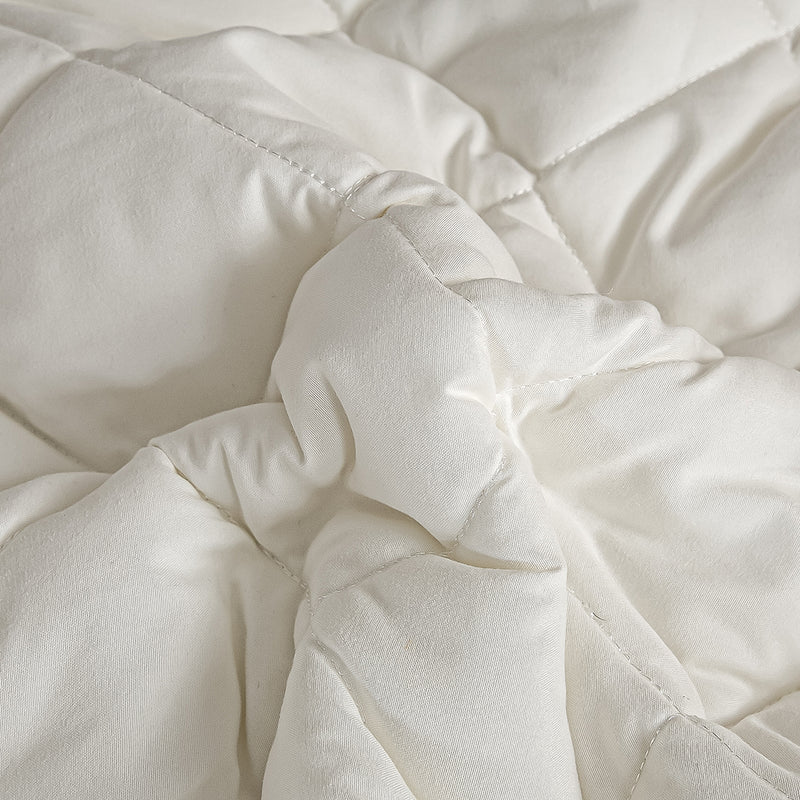 White Quilted Polyester Mattress Cover 203cm Stretchable with 2 Pillow Cases