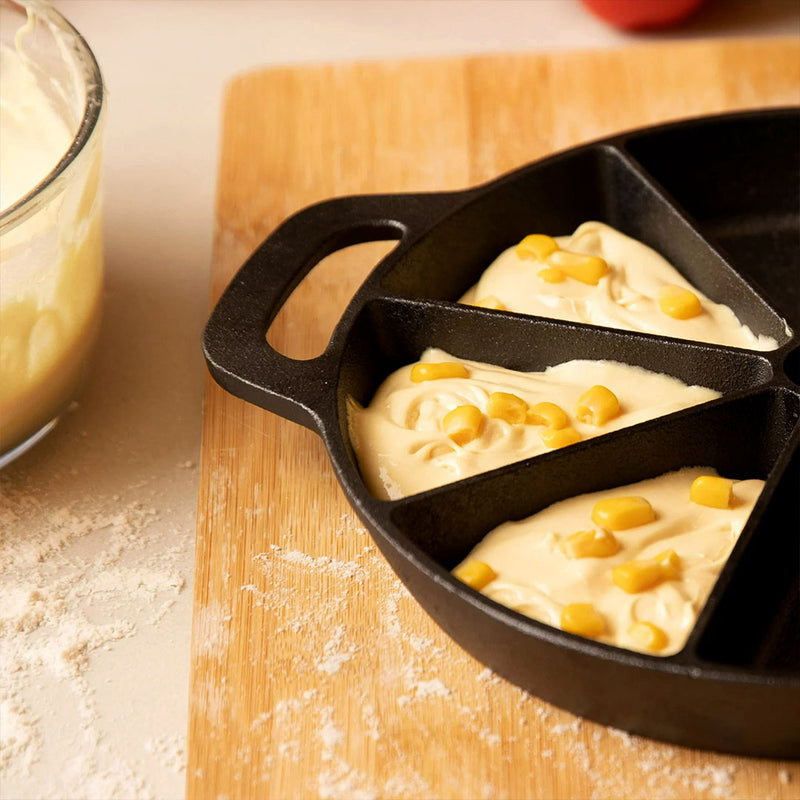 21.5CM Round Cast Iron 8 Slice Enameled Nonstick Baking Wedge Pan Black Handles