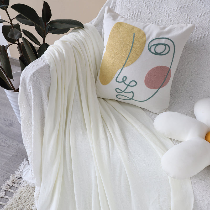 White Acrylic Knitted Throw Blanket 130x220cm Fringed Cozy Woven
