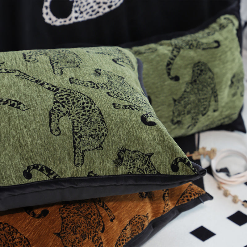 2X 40x45cm Polyester Throw Pillow Green Leopard Square Retro Design