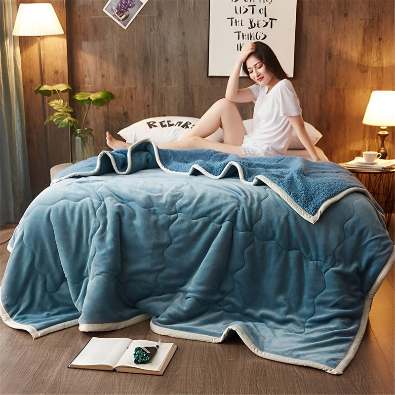 Lake Blue Double Sided Thick Flannel Polyester Throw Blanket for Bed Sofa