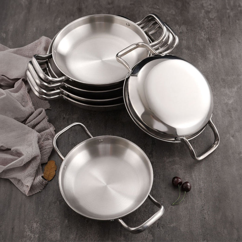 26cm Stainless Steel Dry Pot Silver Ergonomic Handles Even Heat Distribution