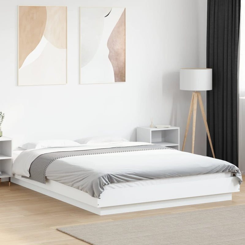 vidaXL Bed Frame without Mattress White 135x190 cm