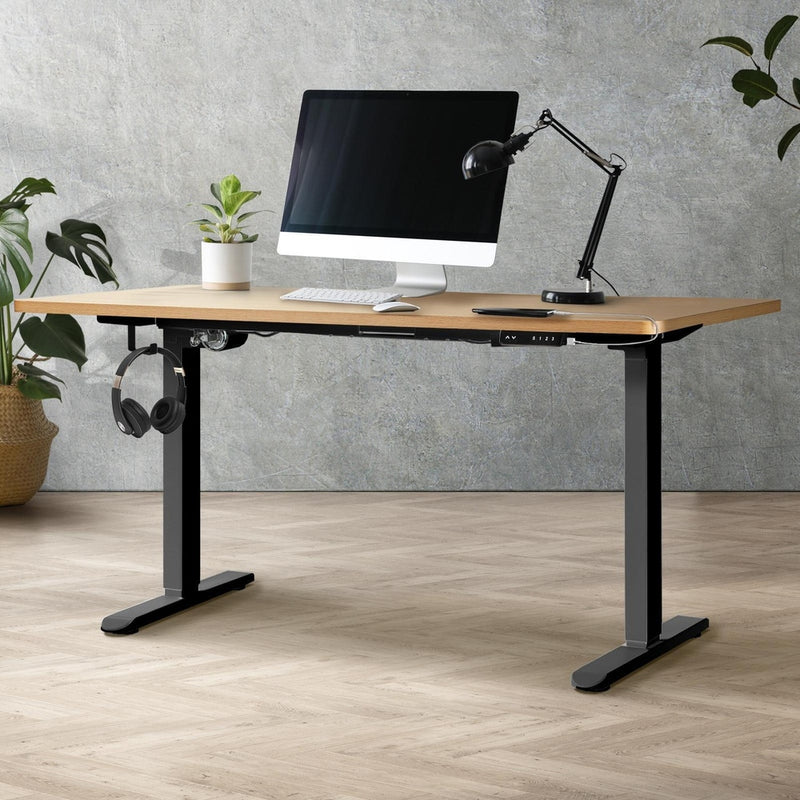 OIKITURE Sit Stand Desk Motorised Adjustable 160cm Black&Oak